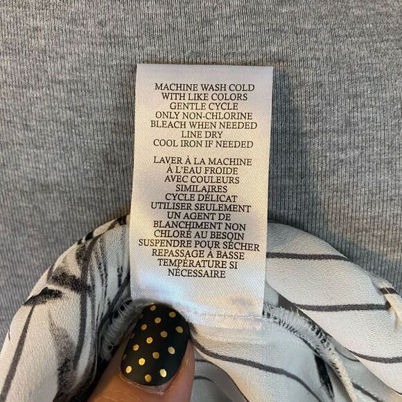 Como Blu Womens Striped Top Blouse Leaf Print Cuff Sleeve White Gray Size Medium - Picture 8 of 8